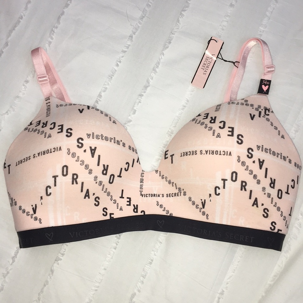 Victoria secret wireless T shirt Bra.